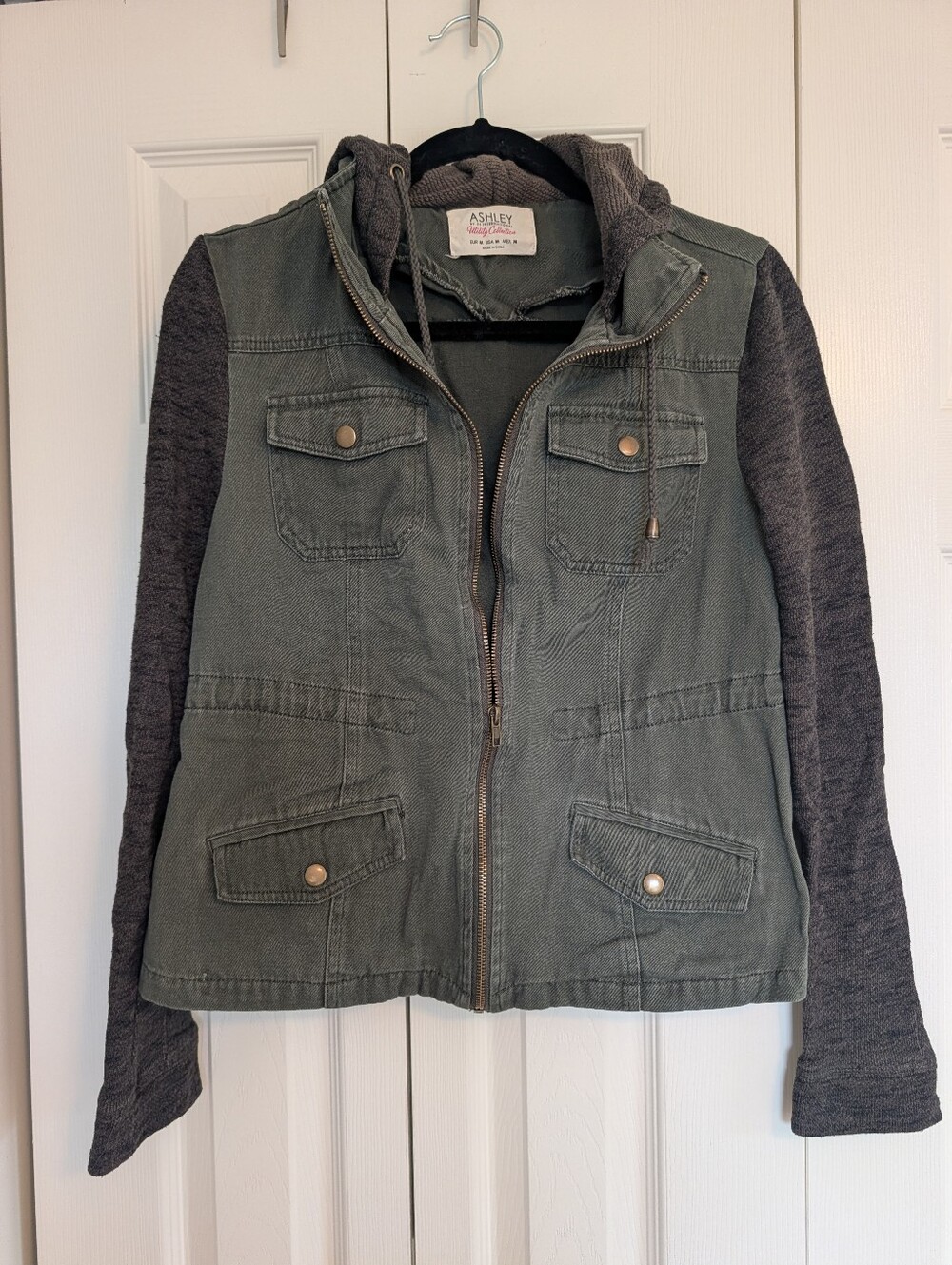 Ashley By 26 International Olive Green Utility Jacket with Knit Sleeves | Size M